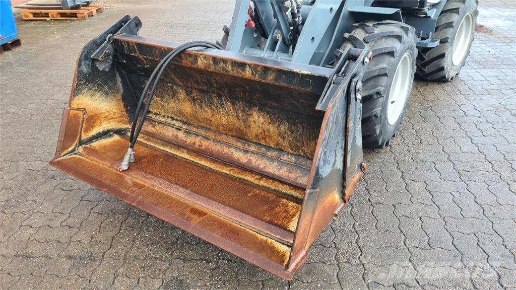 GiANT 4I1 SKOVL Други компоненти