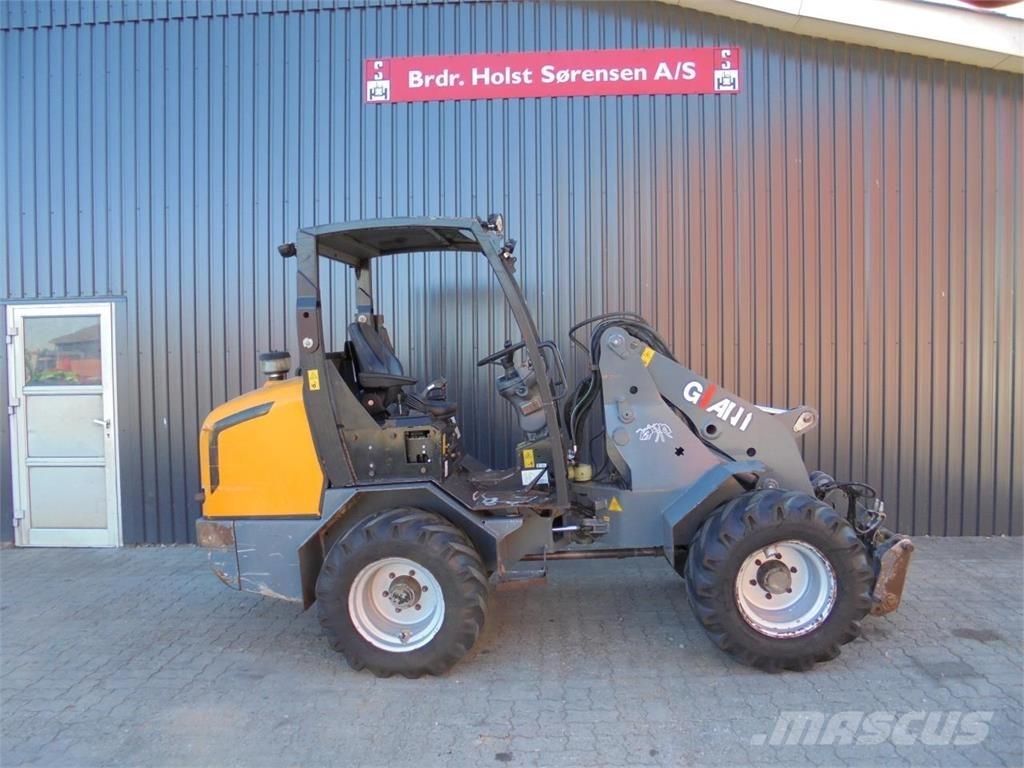 GiANT 5003 Мини товарачи