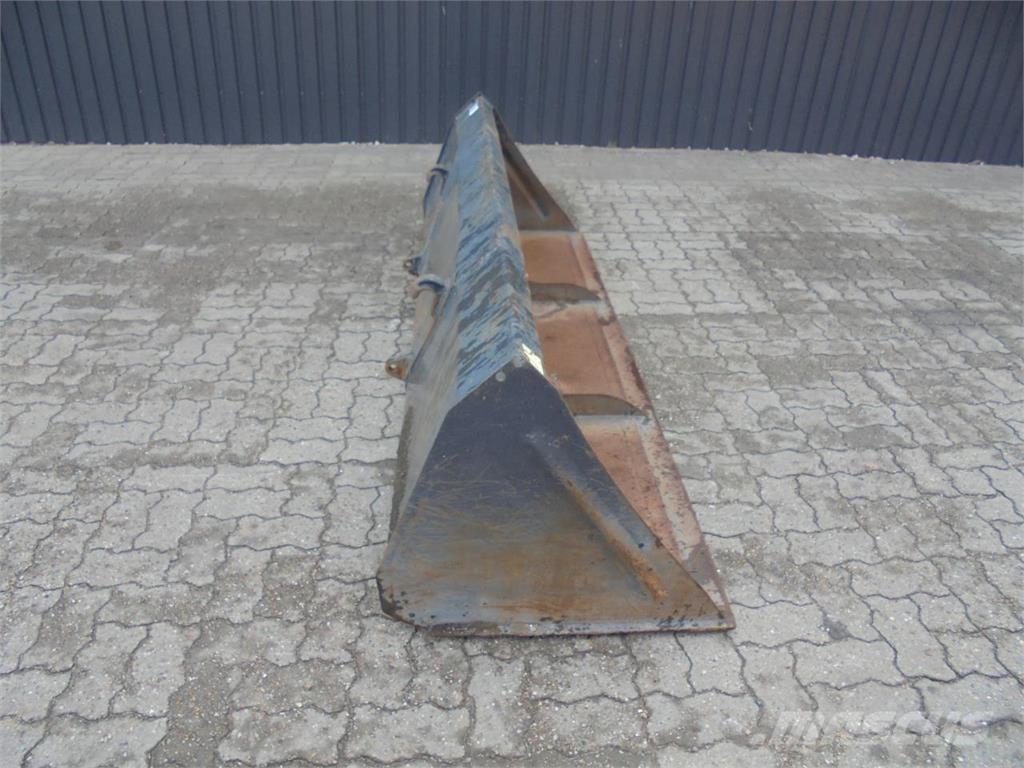 Hauer 2,4 M Други аксесоари за трактори