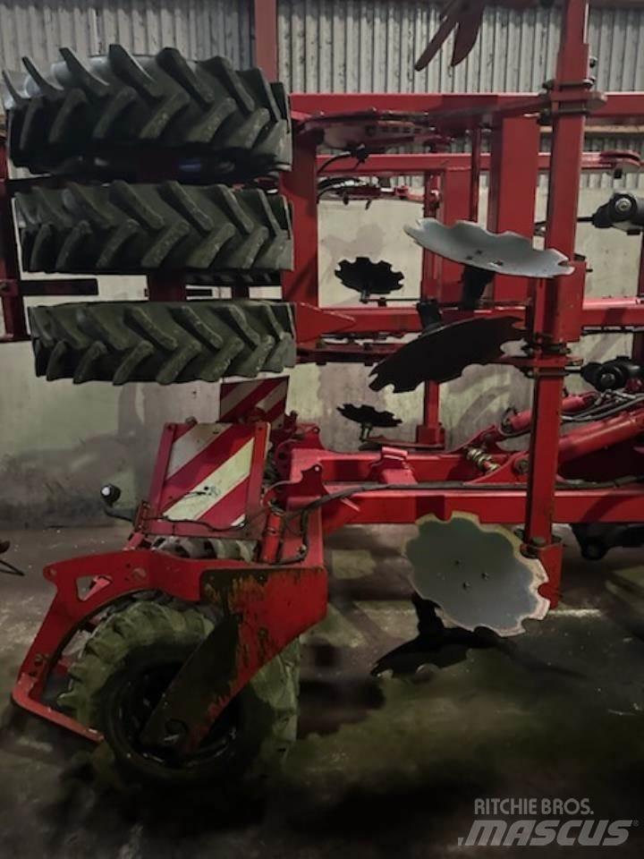 Horsch TIGER 4 MT Дискови брани