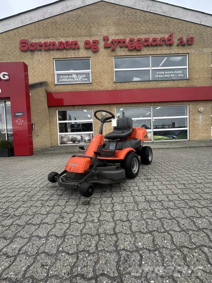 Husqvarna R13C Компактни трактори