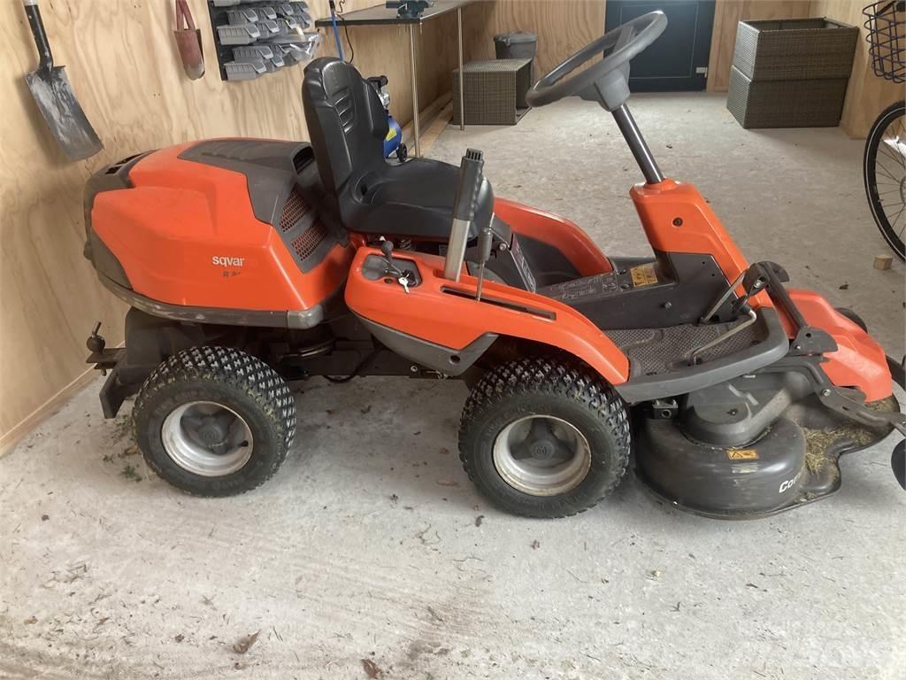 Husqvarna R214TC Косачки