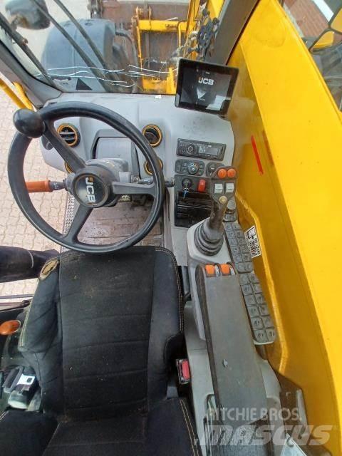 JCB 542-70 Телескопични товарачи