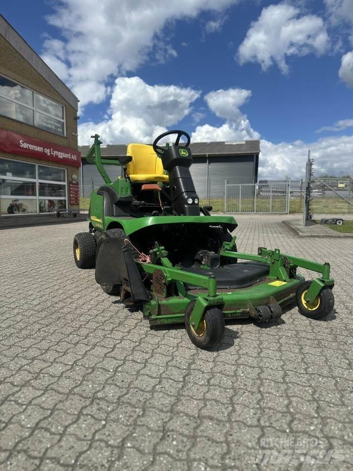 John Deere 1435 Компактни трактори