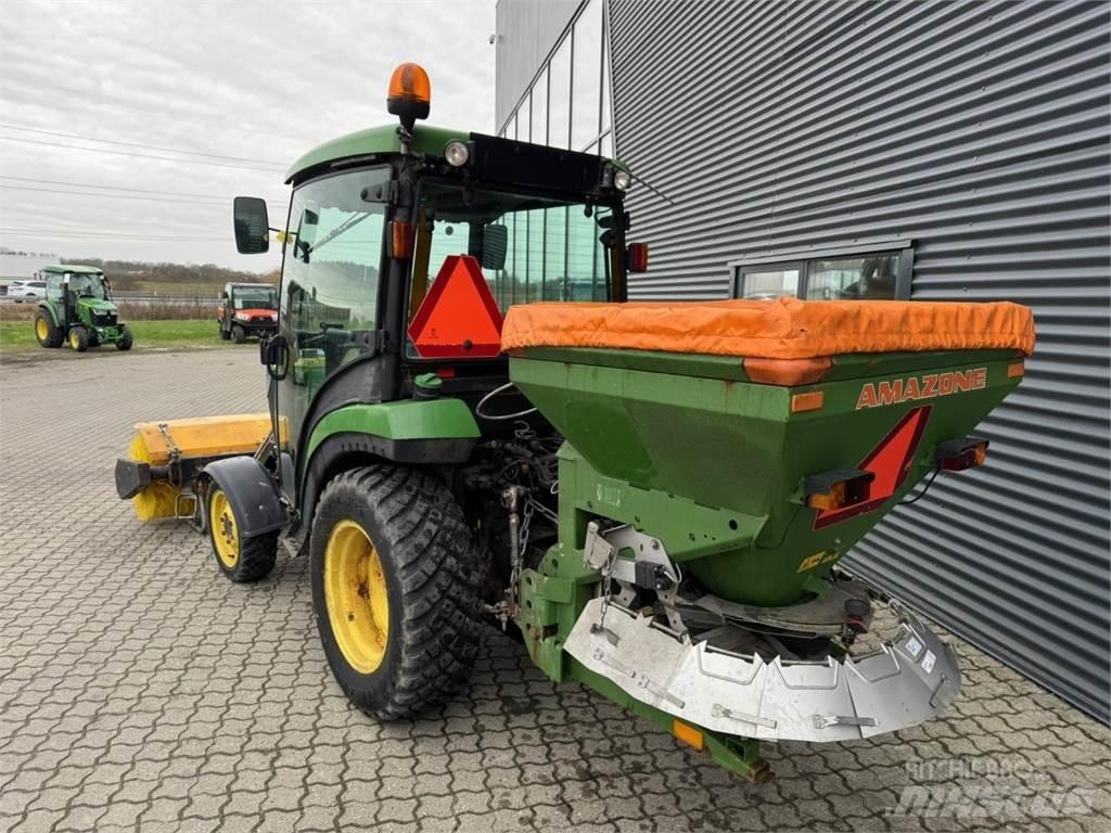 John Deere 2036R Компактни трактори