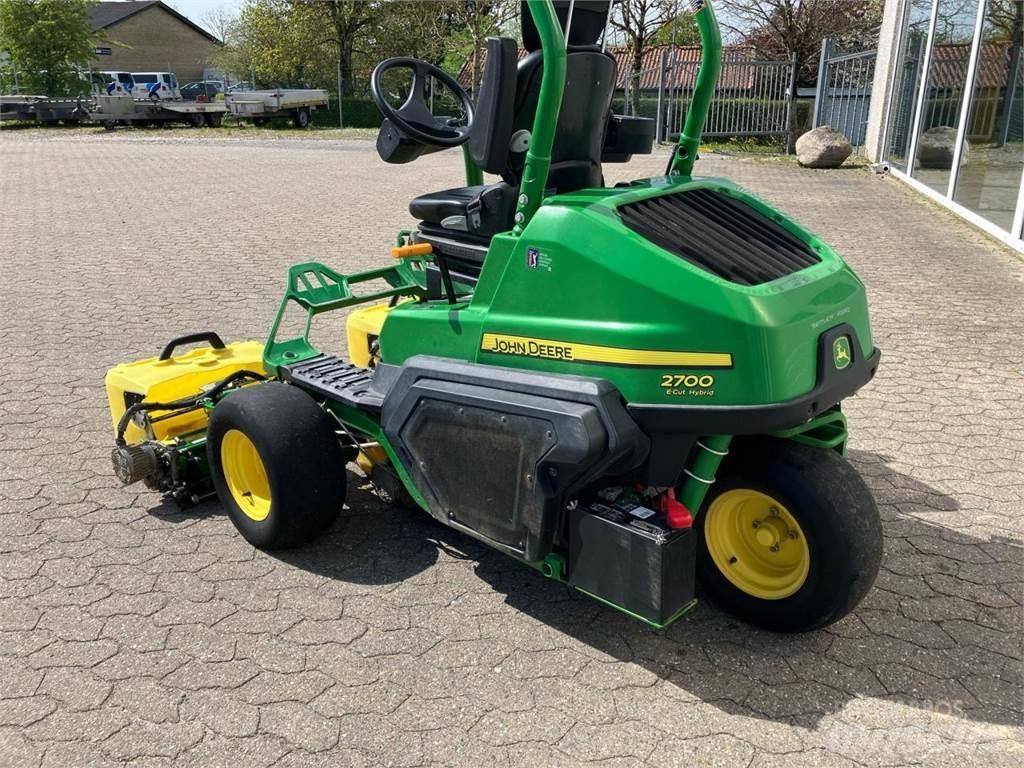 John Deere 2700 Косачки за Fairway