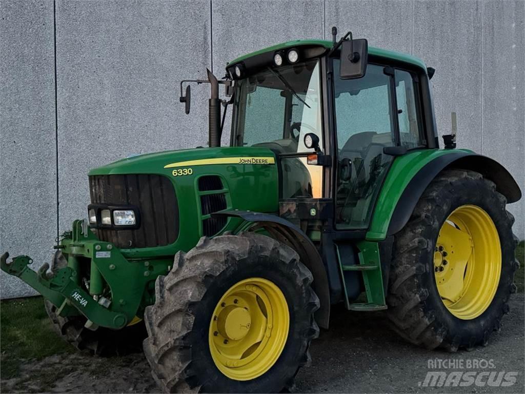 John Deere 6330 Трактори
