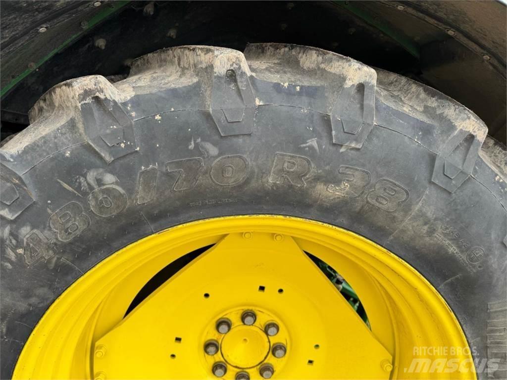 John Deere 6330 Трактори