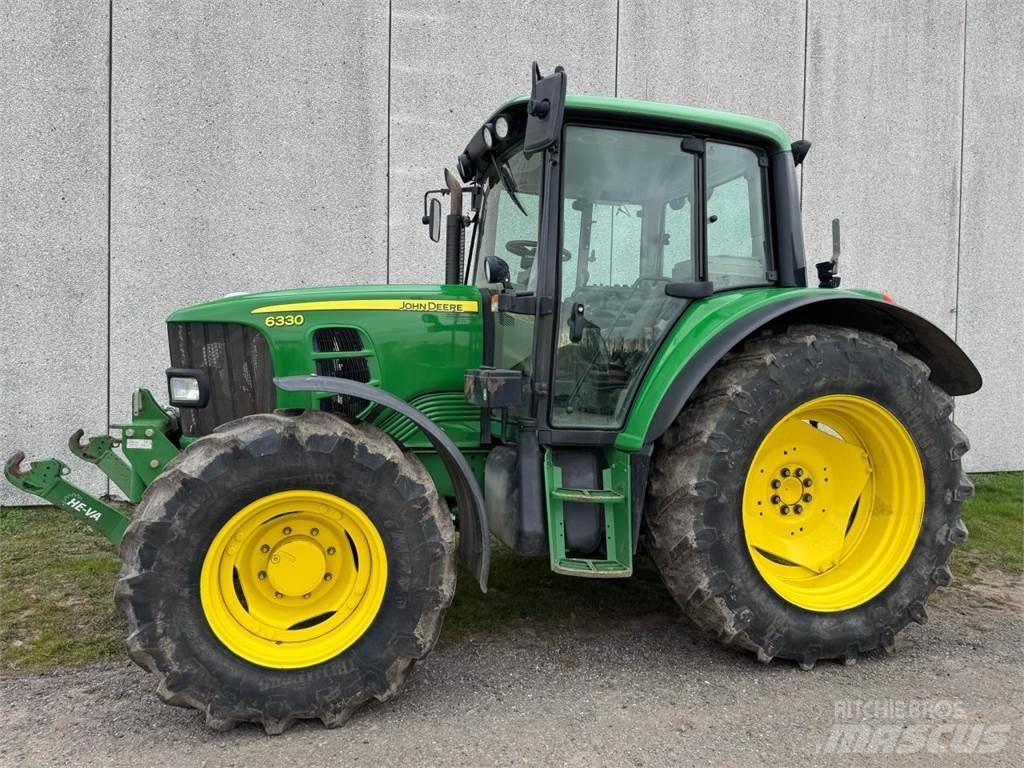 John Deere 6330 Трактори