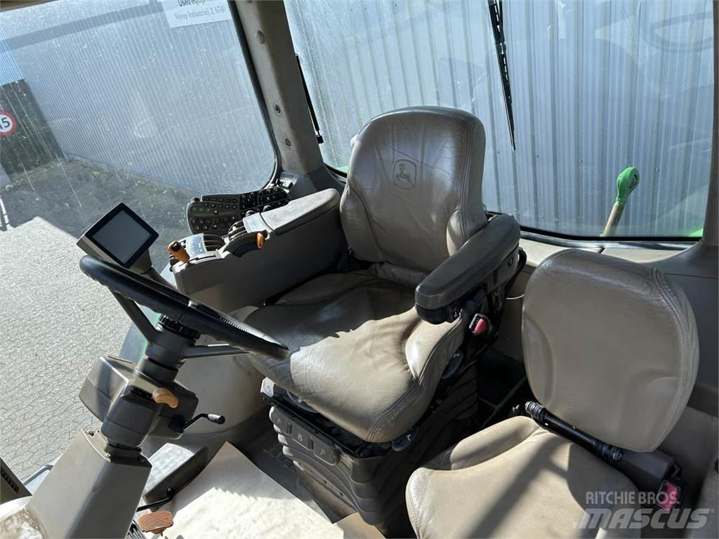 John Deere 7230R Трактори