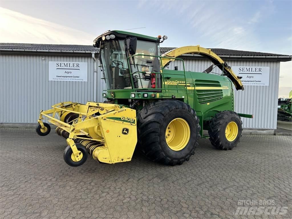 John Deere 7700 Фуражни комбайни