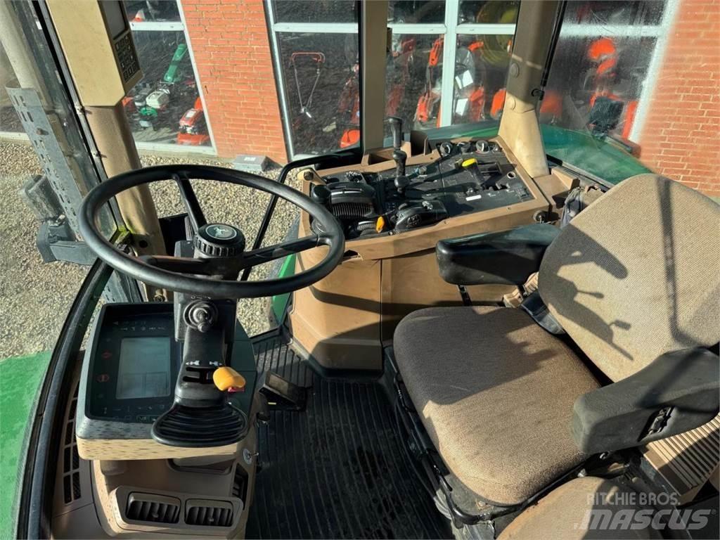 John Deere 7710 Трактори