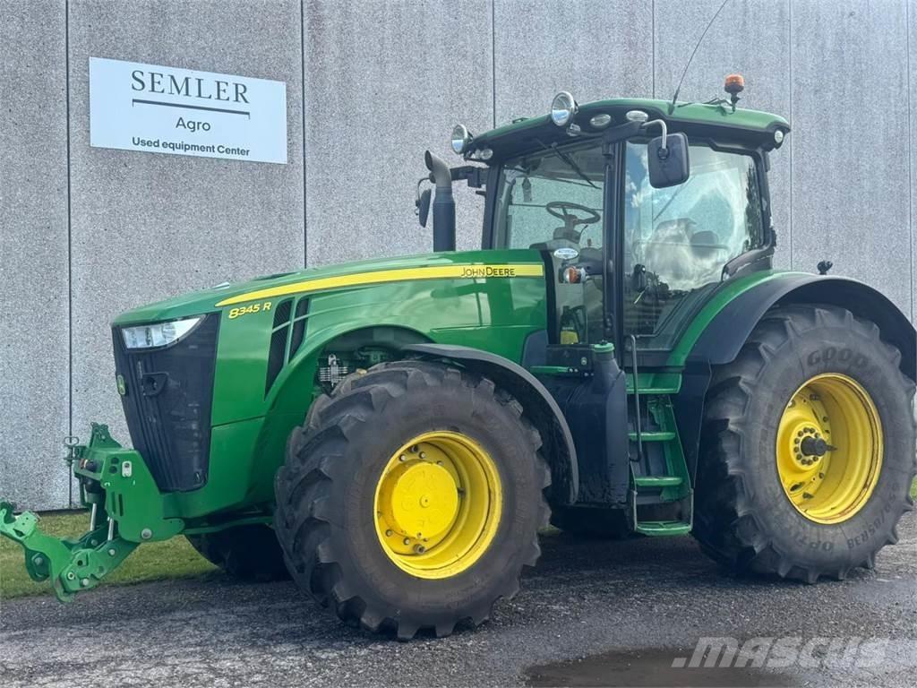 John Deere 8345R Трактори