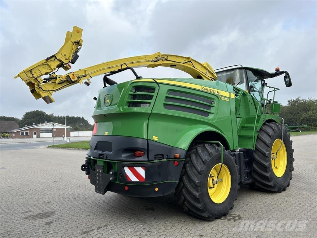 John Deere 8600I Фуражни комбайни