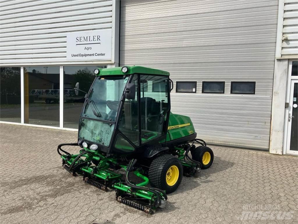 John Deere 8700 A Косачки за Fairway