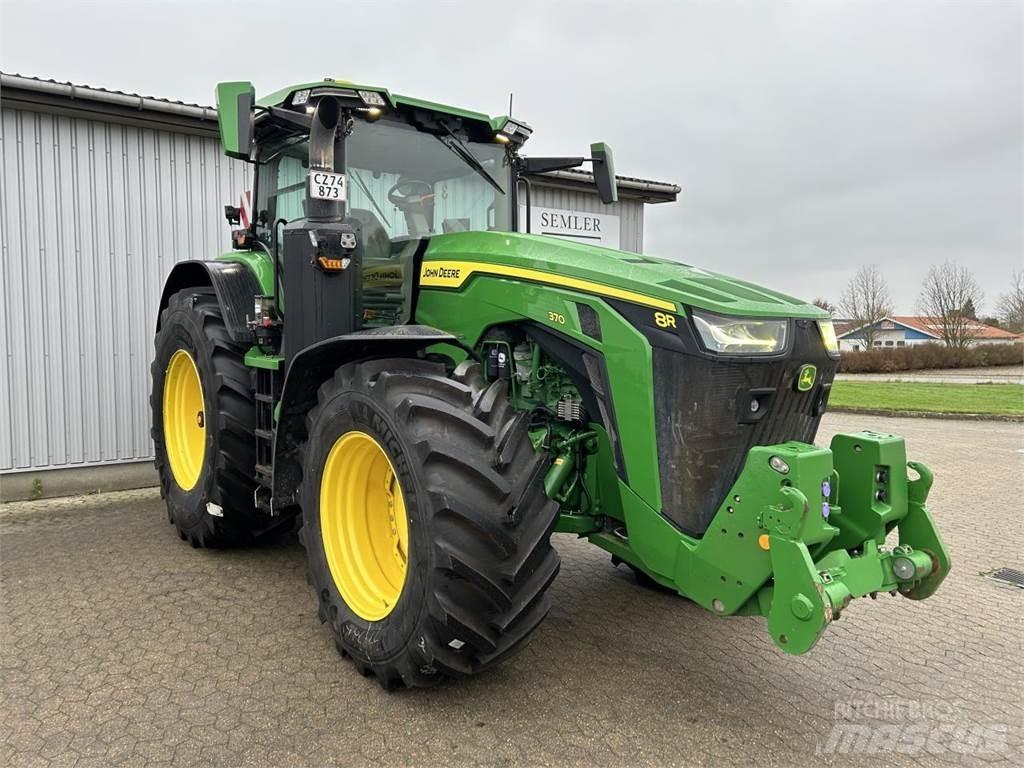 John Deere 8R 370 Трактори