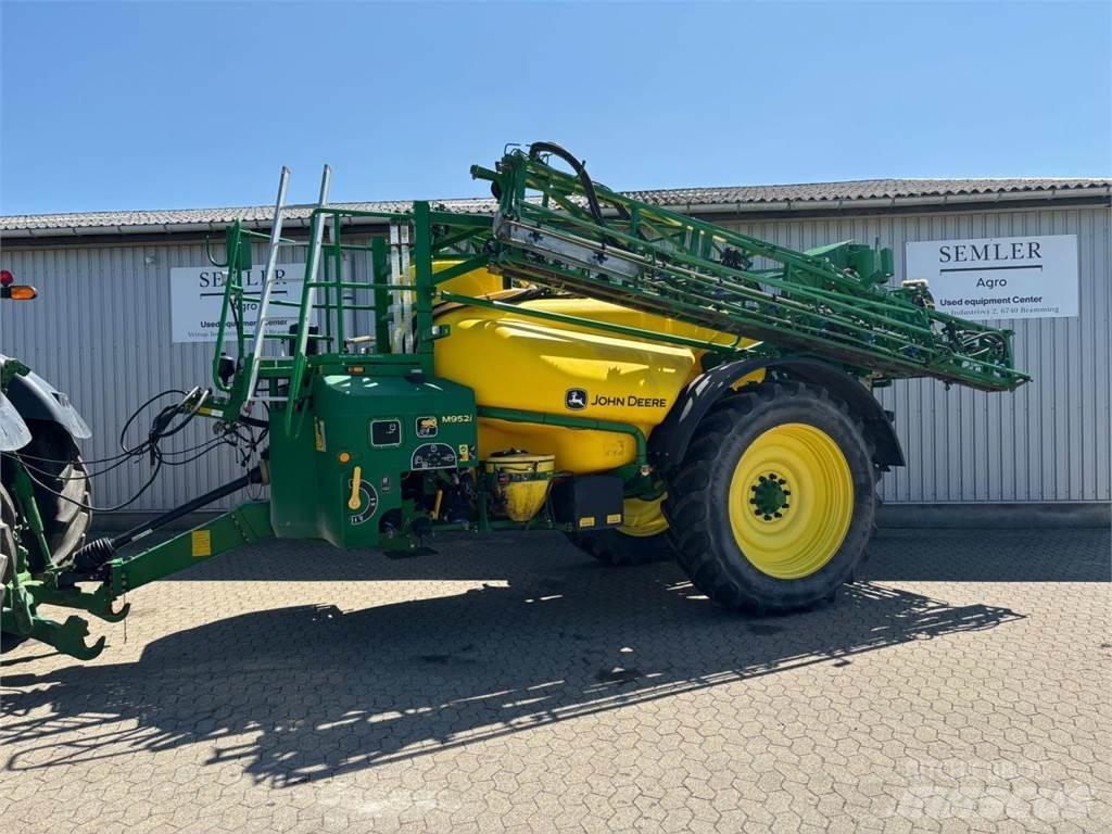 John Deere M952I Прикачни пръскачки
