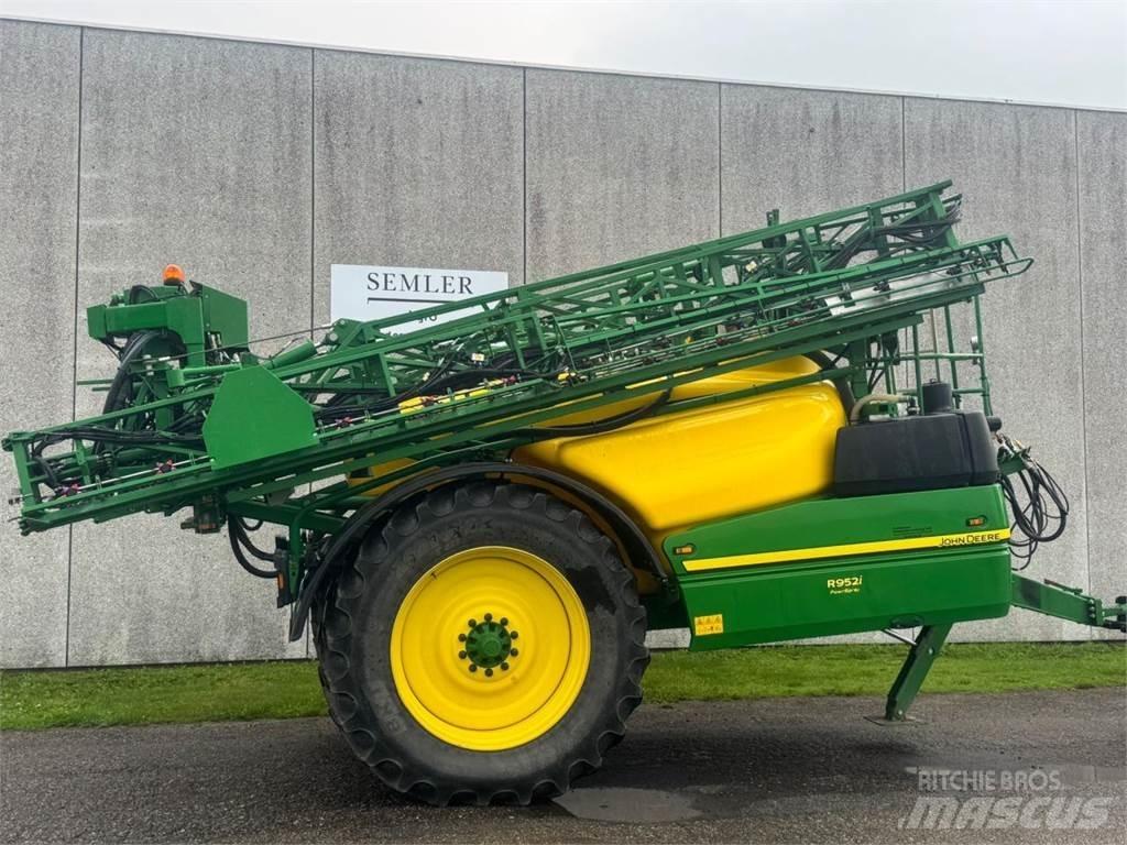 John Deere R952I Прикачни пръскачки
