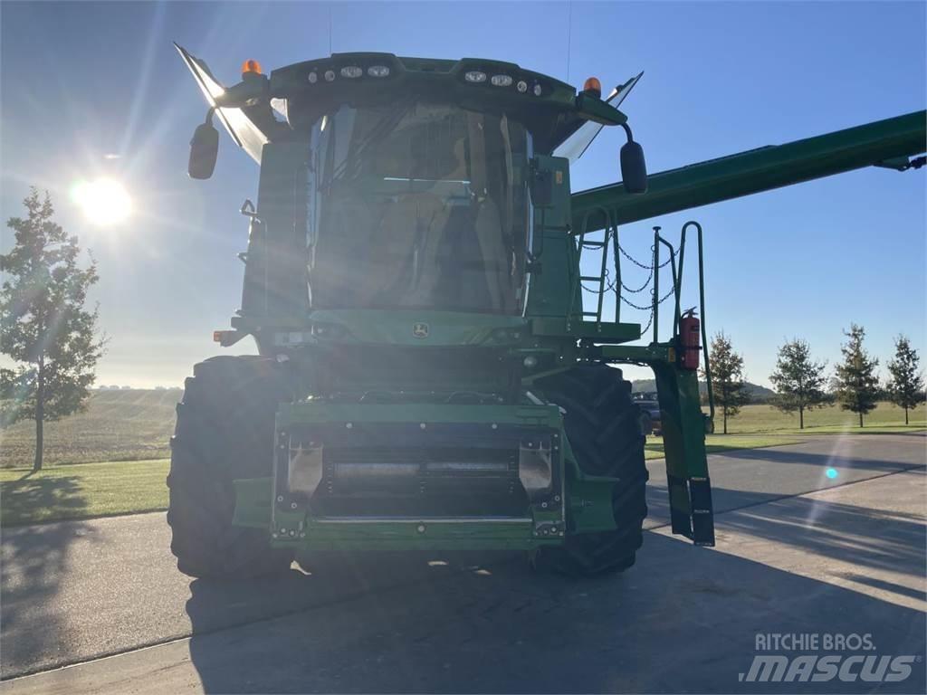 John Deere S690I Комбайни