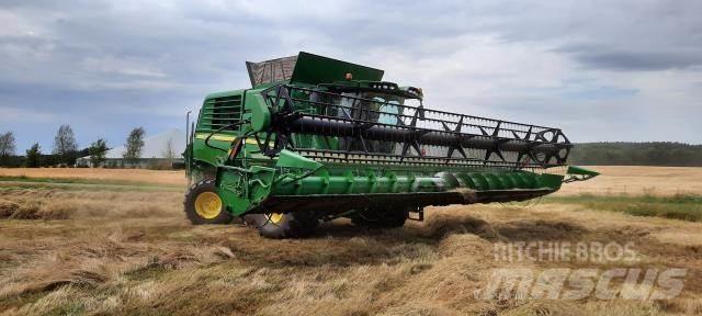 John Deere T660 Комбайни