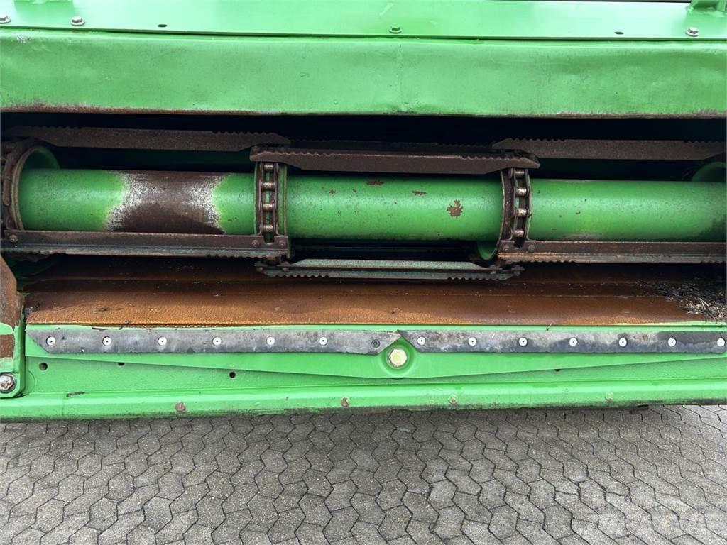 John Deere T670 Комбайни