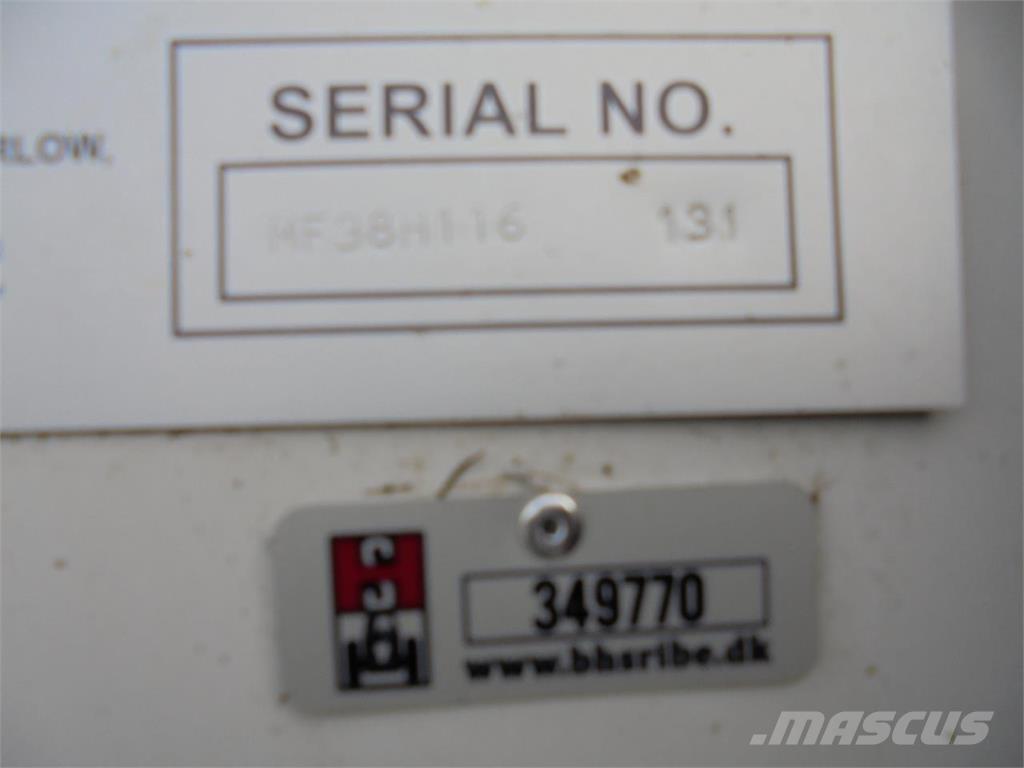 Keenan MF380 Фуражни платформи