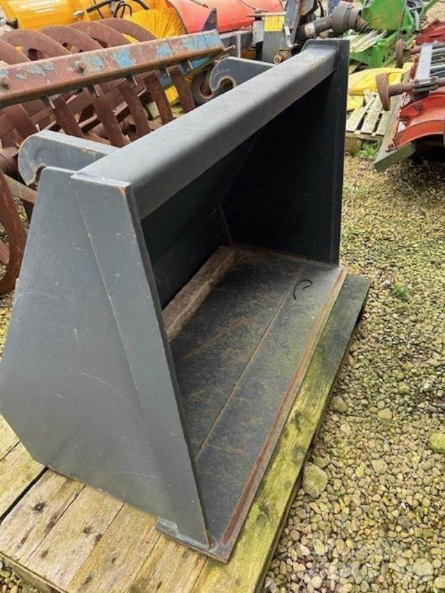 Kirk 106X50X70 Кофи
