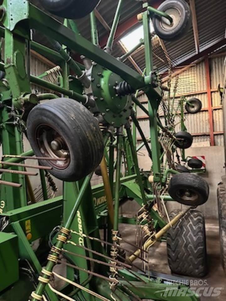 Krone SWADRO 1400 Гребла и сенообръщачки