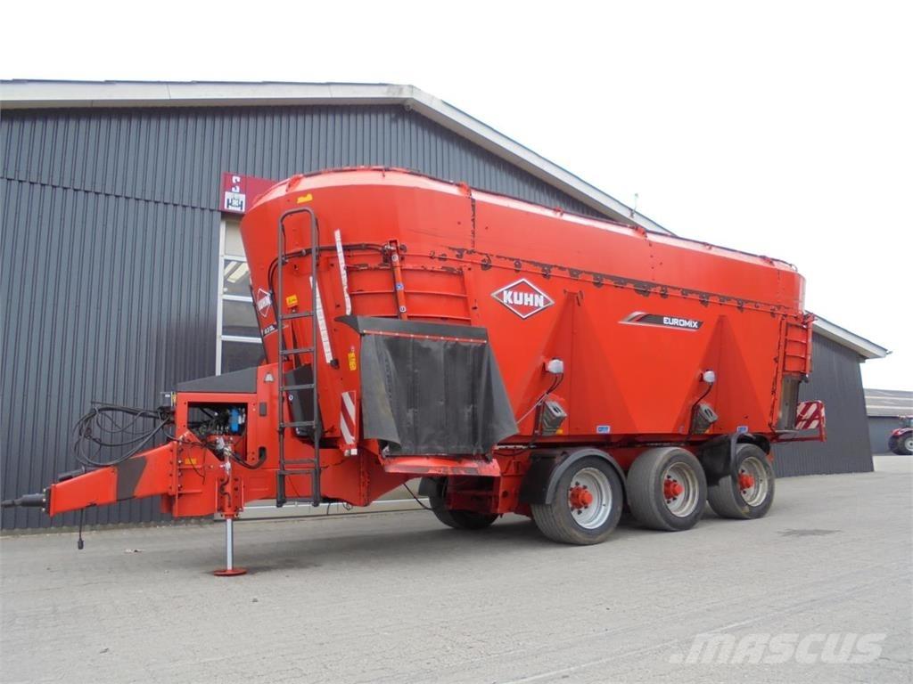 Kuhn 45.3 DL Фуражни платформи
