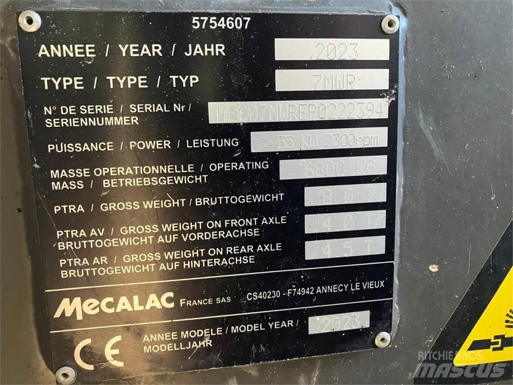 Mecalac 7MWR Колесни екскаватори