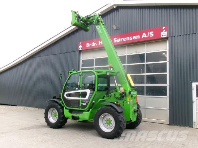 Merlo TF42.7 Телескопични товарачи