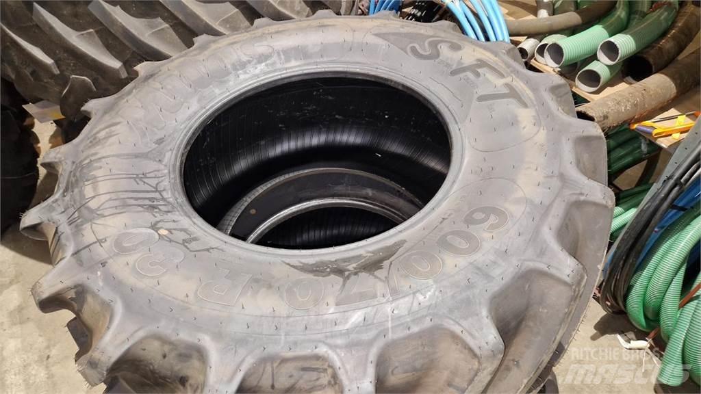 Mitas 600/70R30 Колелета/Гуми
