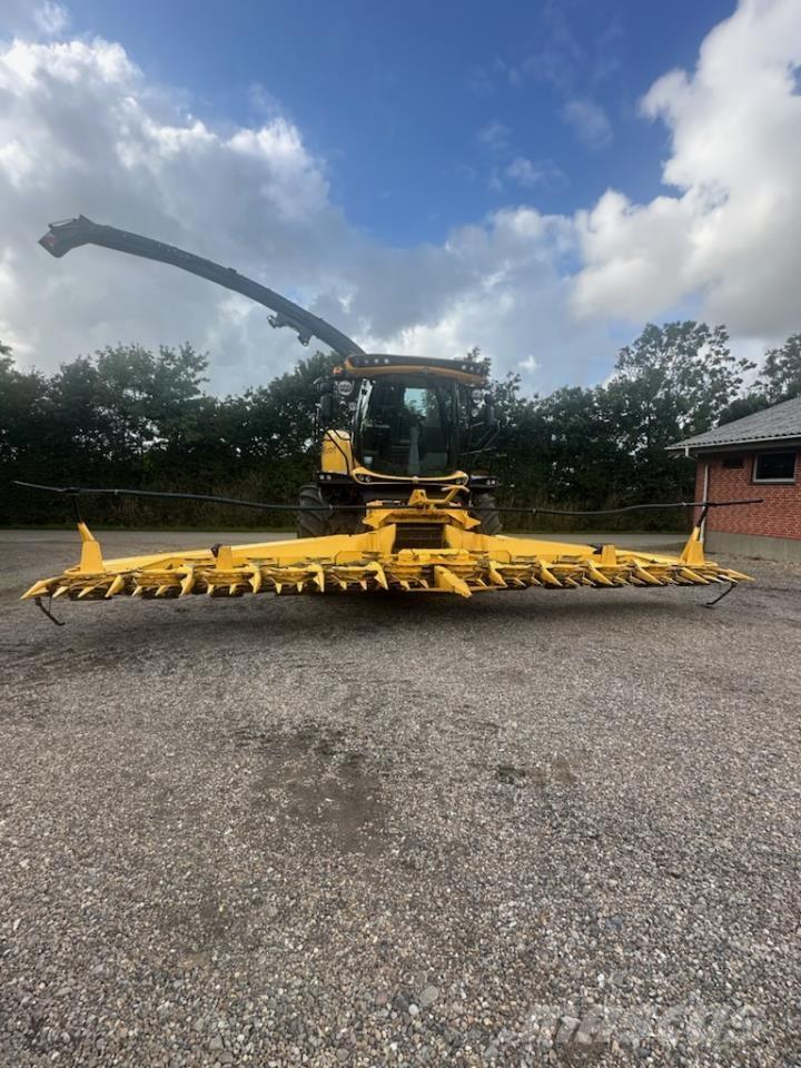 New Holland FR650 Фуражни комбайни