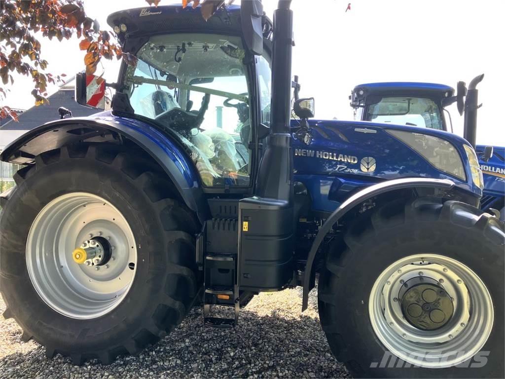 New Holland T7.300 Трактори