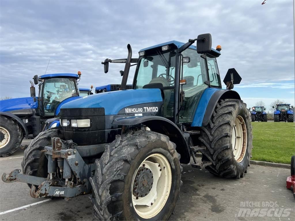 New Holland TM150 Трактори