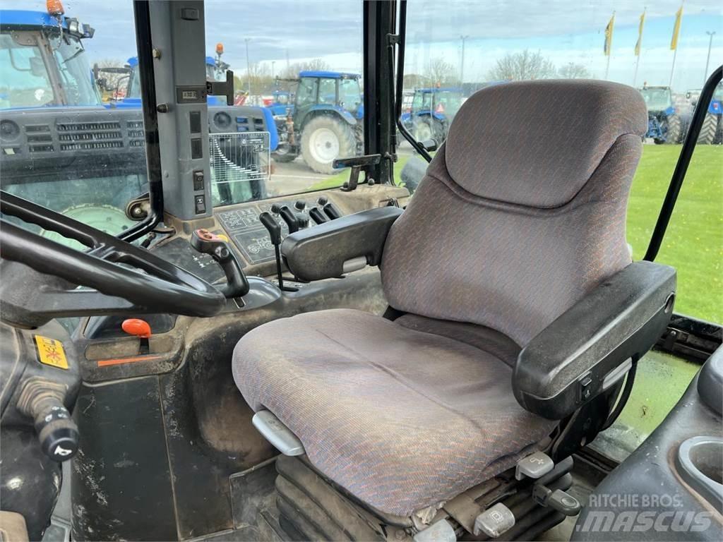 New Holland TM150 Трактори