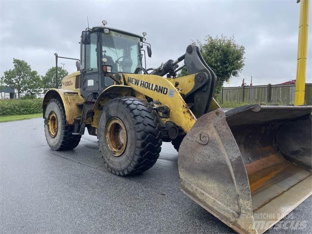 New Holland W190B Колесни товарачи