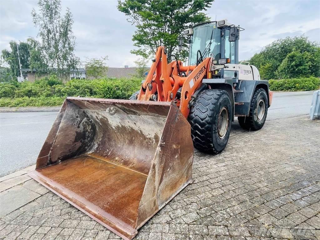 Terex TL260 Колесни товарачи