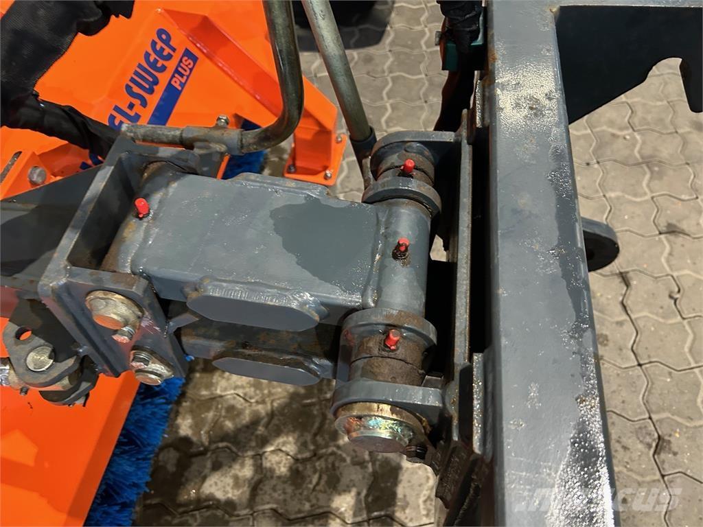 Tuchel ECO 1,5M Автоматични метачки с четки