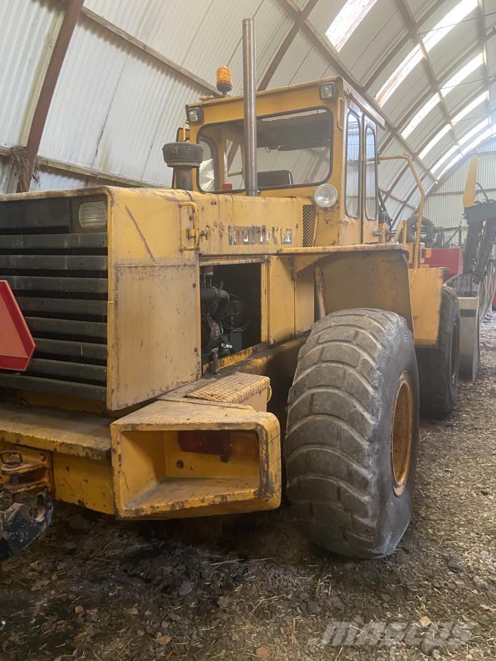 Volvo BM 4400 Колесни товарачи