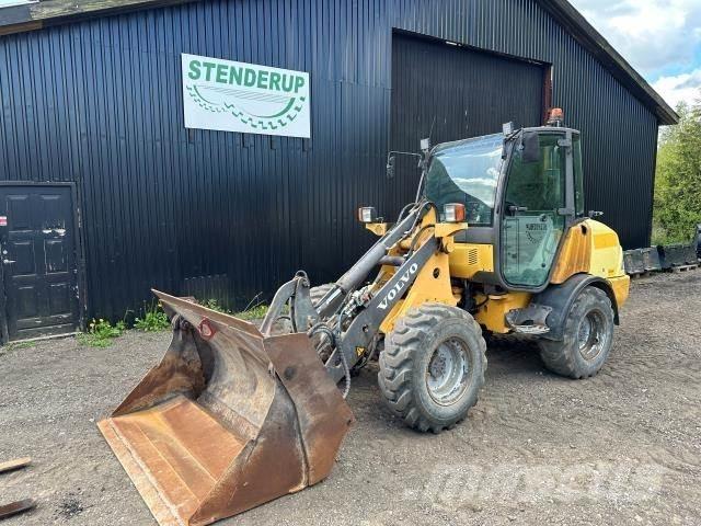 Volvo L25 B Мини товарачи