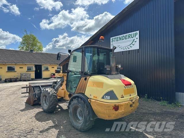 Volvo L25 B Мини товарачи