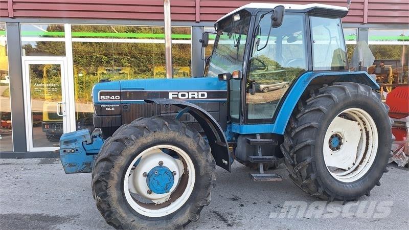 Ford 8240 Трактори
