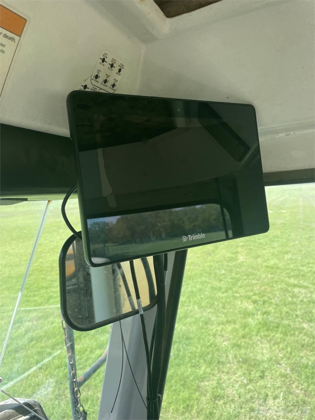 Agco 4640 Прикачни пръскачки

