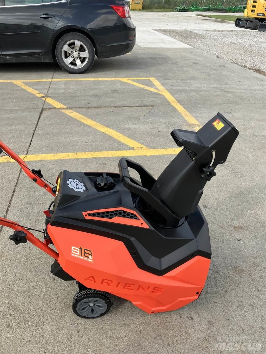 Ariens 938027 Снегохвъргачки
