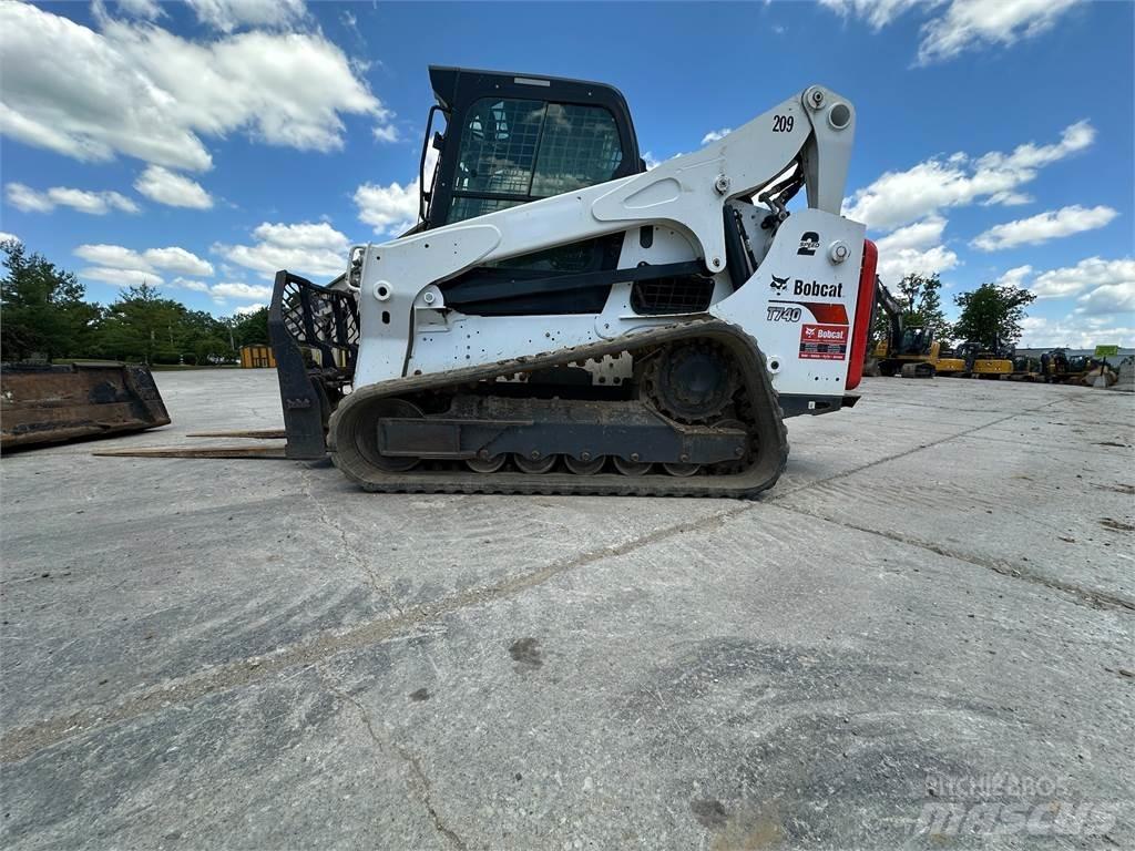 Bobcat T740 Мини товарачи