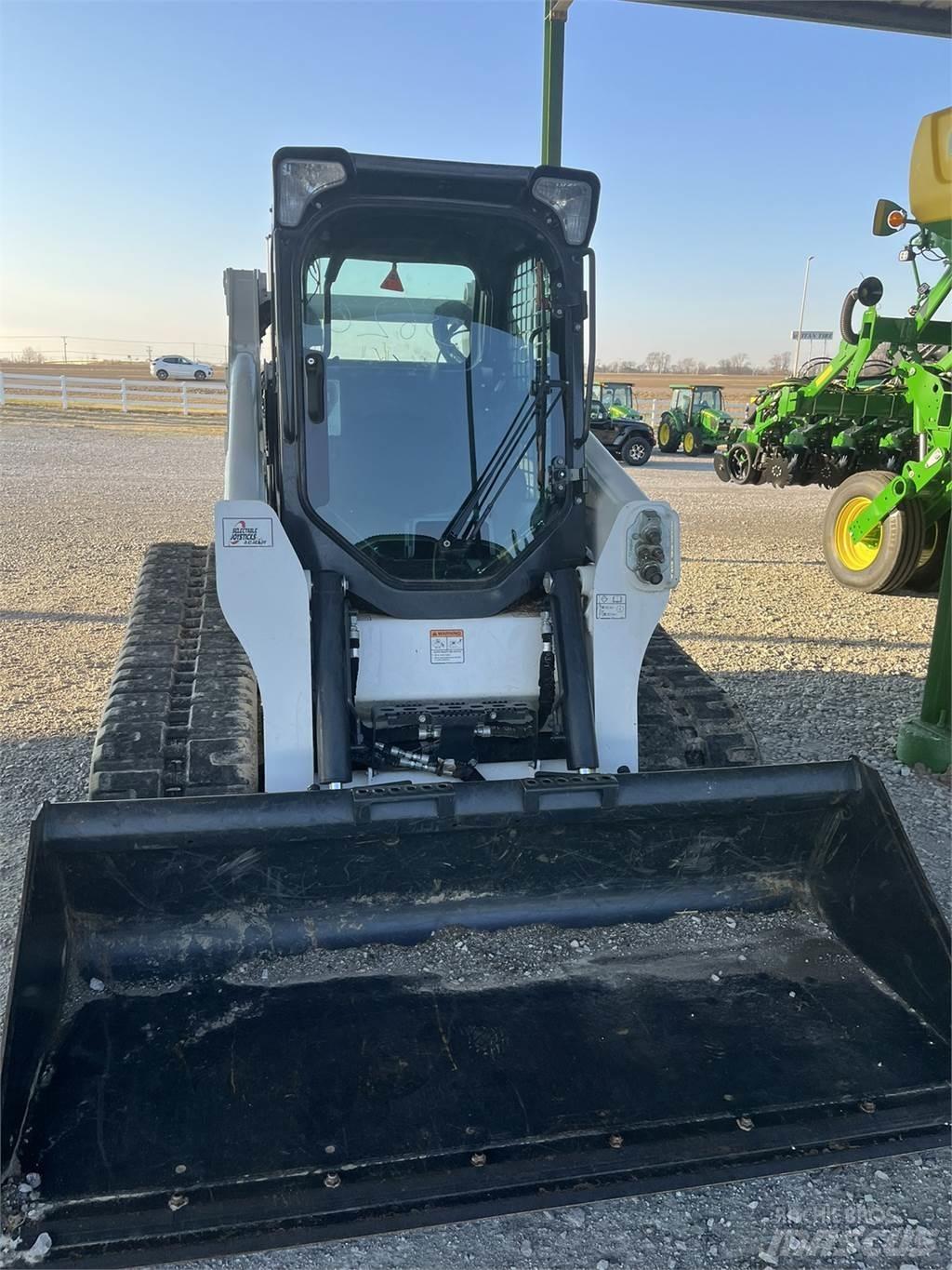 Bobcat T740 Мини товарачи