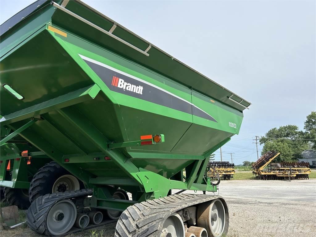 Brandt 1120XR Ремаркета за зърно / силаж

