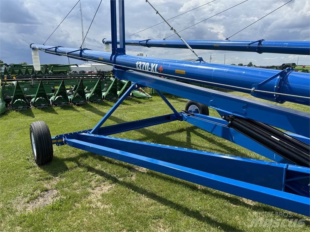 Brandt 1370XL Ремаркета за зърно / силаж
