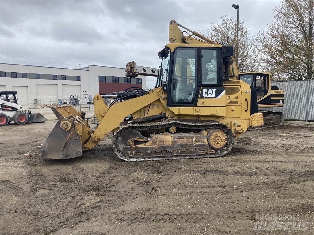 CAT 953D Верижен товарач